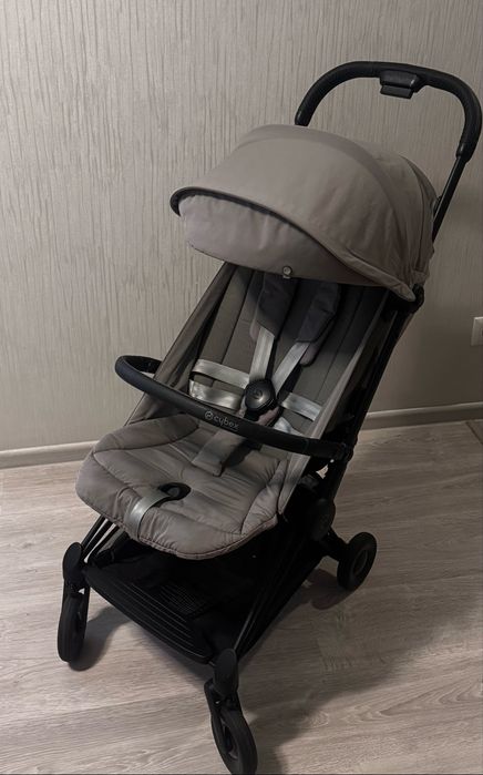 Продам візочок Cybex Coya, Matt Black Mirage Grey