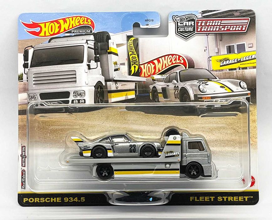 Hot Wheels Premium Team Transport Porsche 934.5 Fleet Street