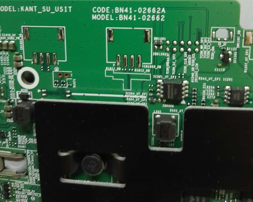 Televisão Samsung UE55NU7026K vendo as peças