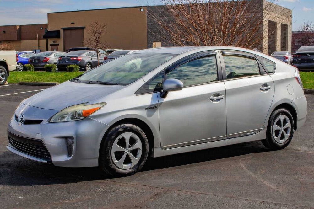 Toyota Prius Persona Series      2015