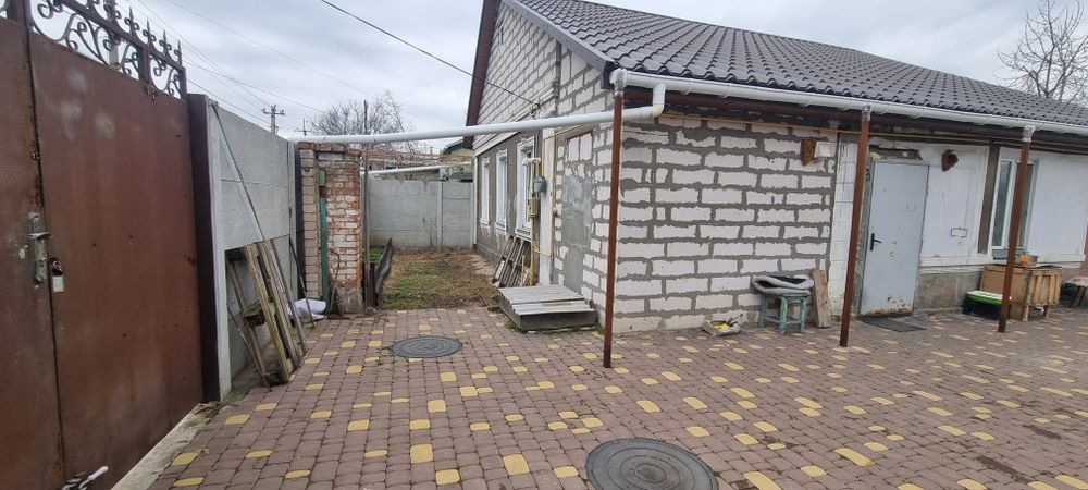 Гарний будинок в Херсоні .