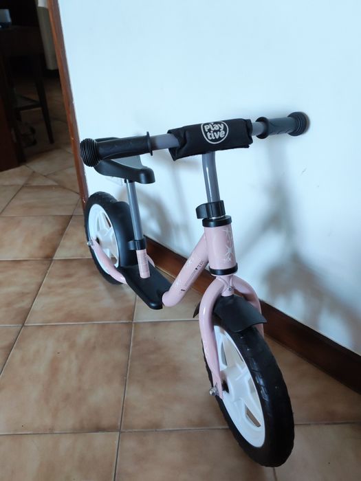 Bicicleta de equilíbrio Playtive rosa como nova