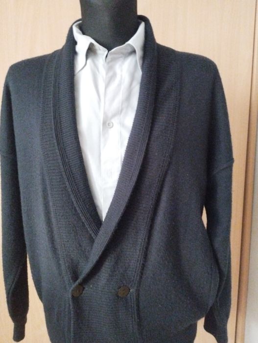 Sweter męski  na guziki