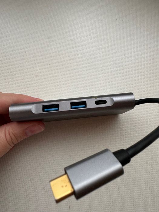 Цифрова камера Konica Minolta DiMAGE Z1 3.2MP