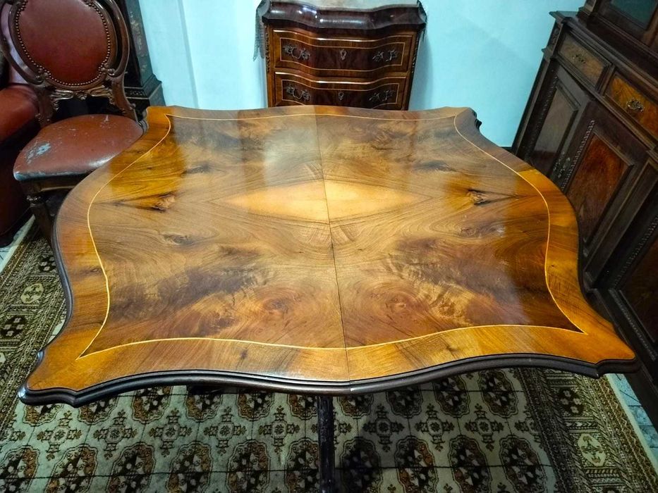 Mesa Sala de Jantar em Nogueira com 6 Cadeiras