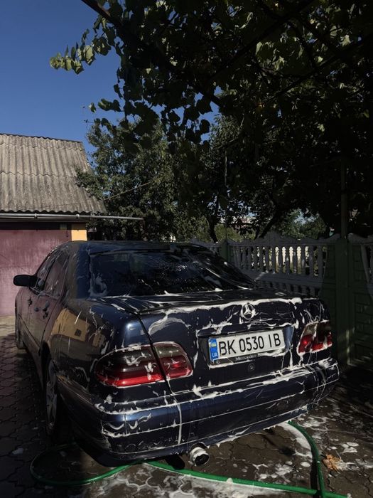 Продам w210 2.7 2000р