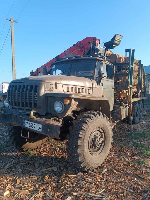 Продам УРАЛ лісовоз з маніпулятором 4320