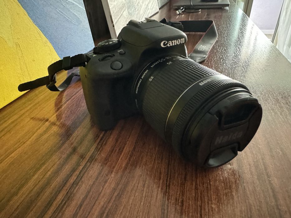 Фотоапарат Canon 100D з кіт.обʼєк. І обʼєктив Canon EF85 f 1.8