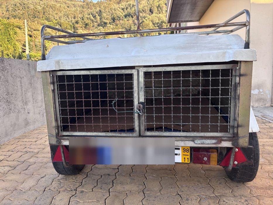 Atrelado transporte de cães