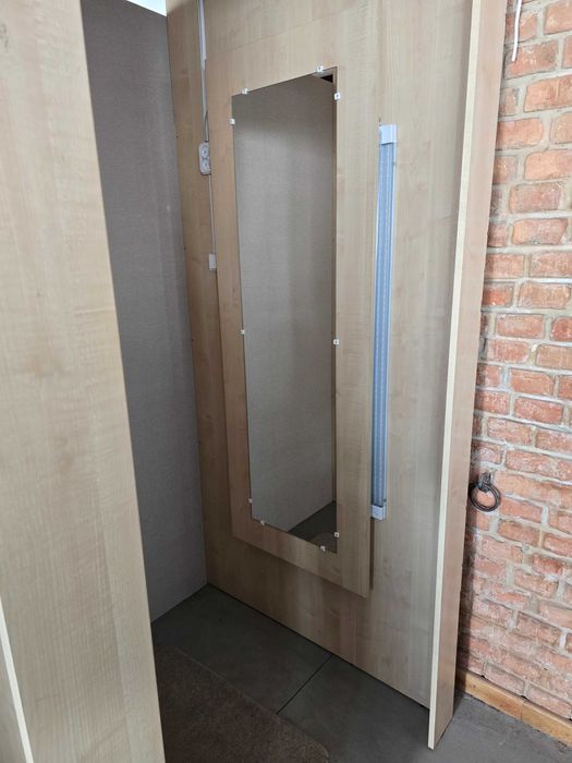 przymierzalnia dwie kabiny