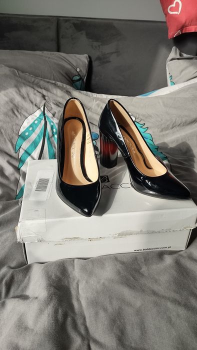 Buty na obcasie Baldaccini