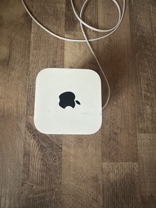 Гігабітний роутер apple perts time A1521