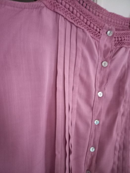 Blusa / tope com alsas largas Made in Italy. Impecável  L