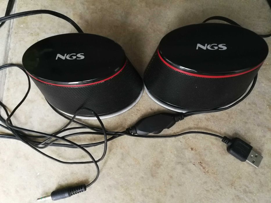 Colunas de som de mesa