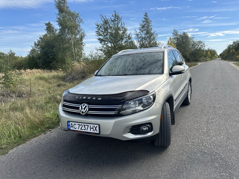 Продам автомобіль Volkswagen Tiguan