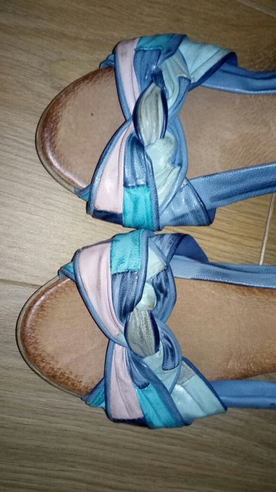 Sandałki koturny 38Di fontana