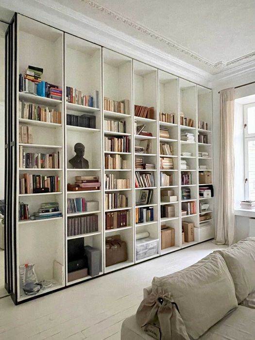 Biblioteka/regał z półkami na książki