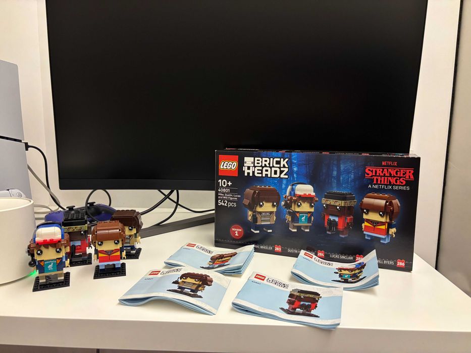 Lego Figuras de Mike, Dustin, Lucas e Will- Stranger Things