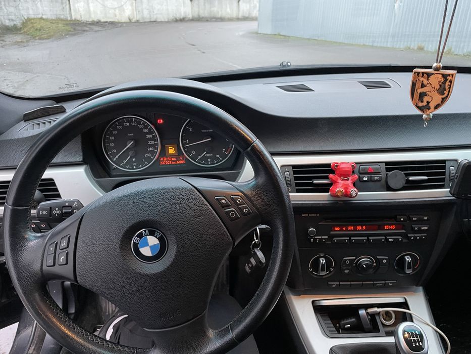 Продам BMW e90 рестайлінг