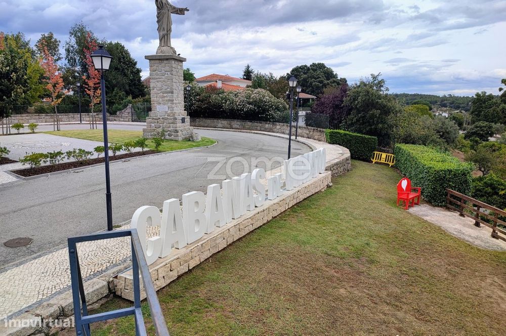Terreno rústico em Cabanas do viriato COM 7.480 m2