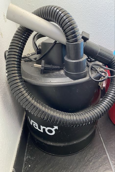 Aspirador de cinzas