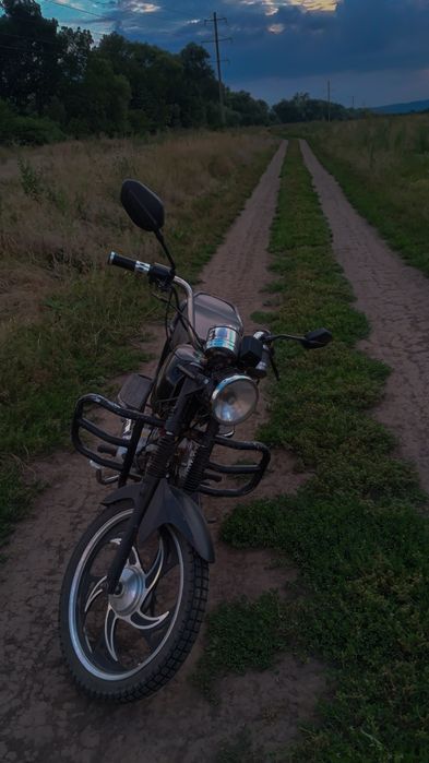 Продам альфу мустанг 110