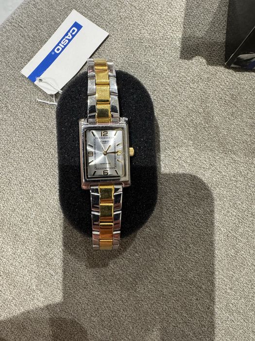 Годинник Casio жіночий