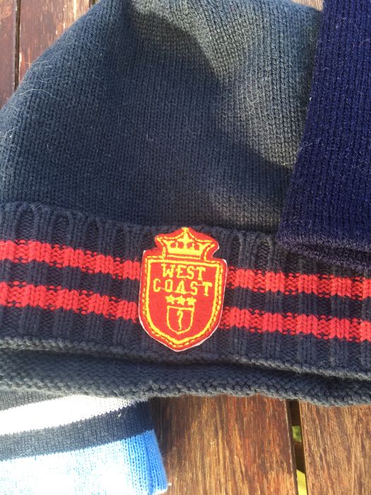 4 gorros de marca