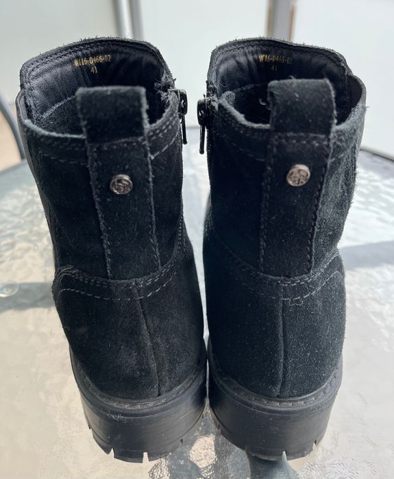 Buty zamszowe czarny 41r Lasocki