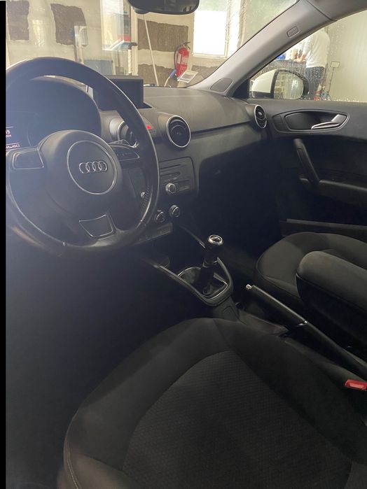 Audi A1 1.6 tdi em bom estado