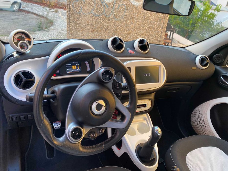 Smart forfour 71 cv versão Prime ano 2015