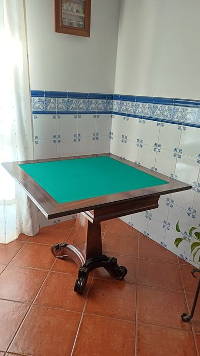 Mesa de Jogo Madeira Maciça