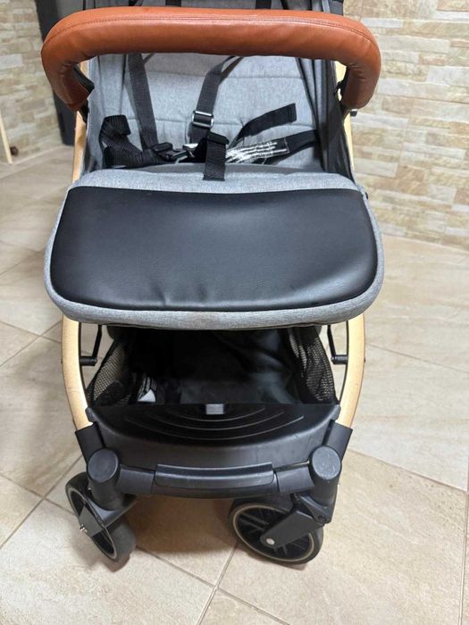 Carrinho de bebé de passeio – Pouco uso | Fecha e transforma-se em trolley de viagem