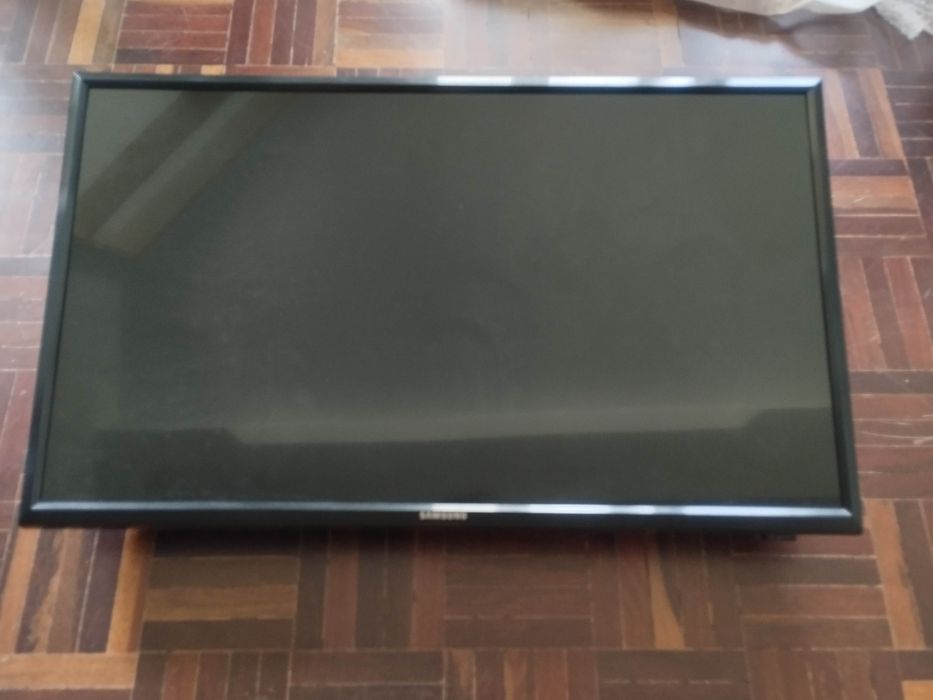 Televisão 28" Samsung LED-HD