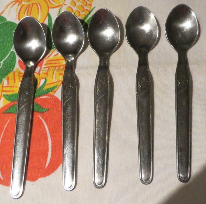 Talheres de mesa - 25 peças em inox - Como Novos