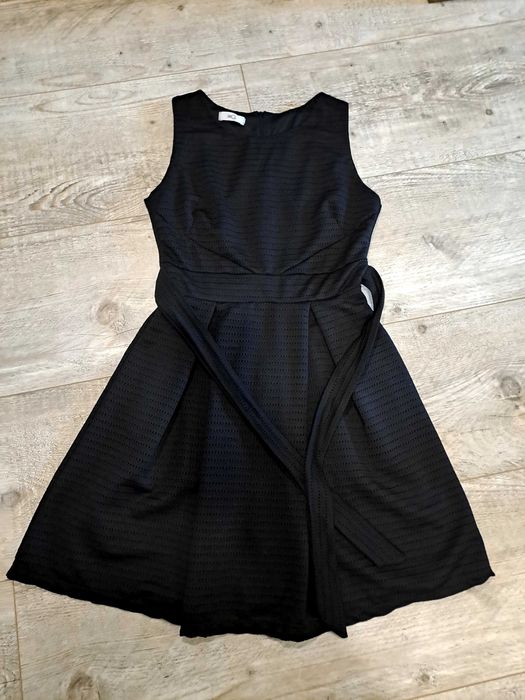 Sukienka czarna M WAL G