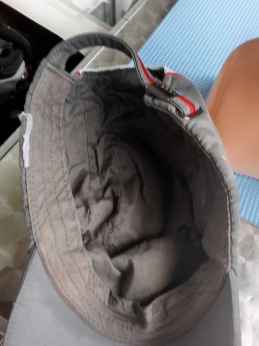 czapka z daszkiem audi