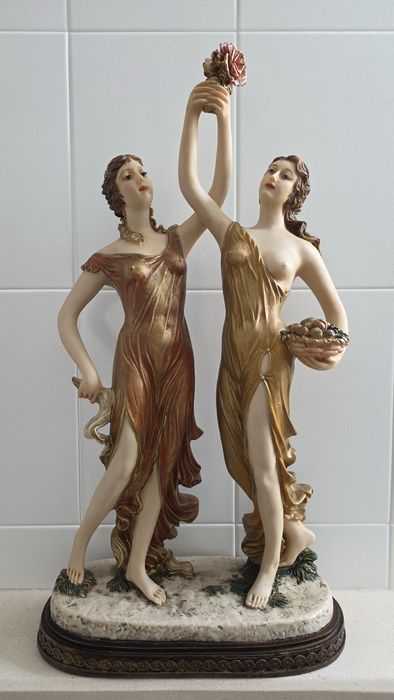 Estátua em marfinite 60cm