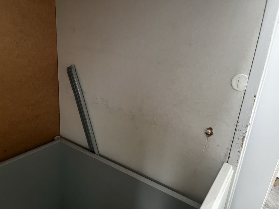Używana komoda .