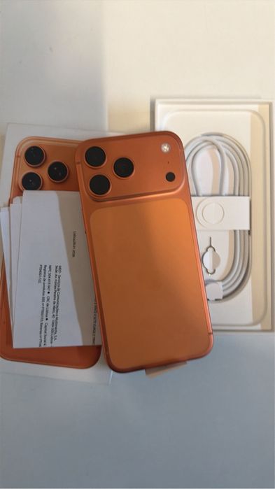 Iphone 17 pro max laranja Novo .