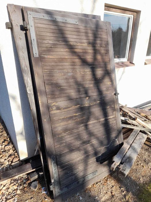 Brama garażowa drewniana