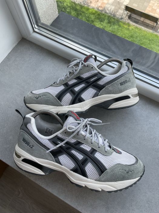 Чоловічі кросівки Asics Gel-1090V2