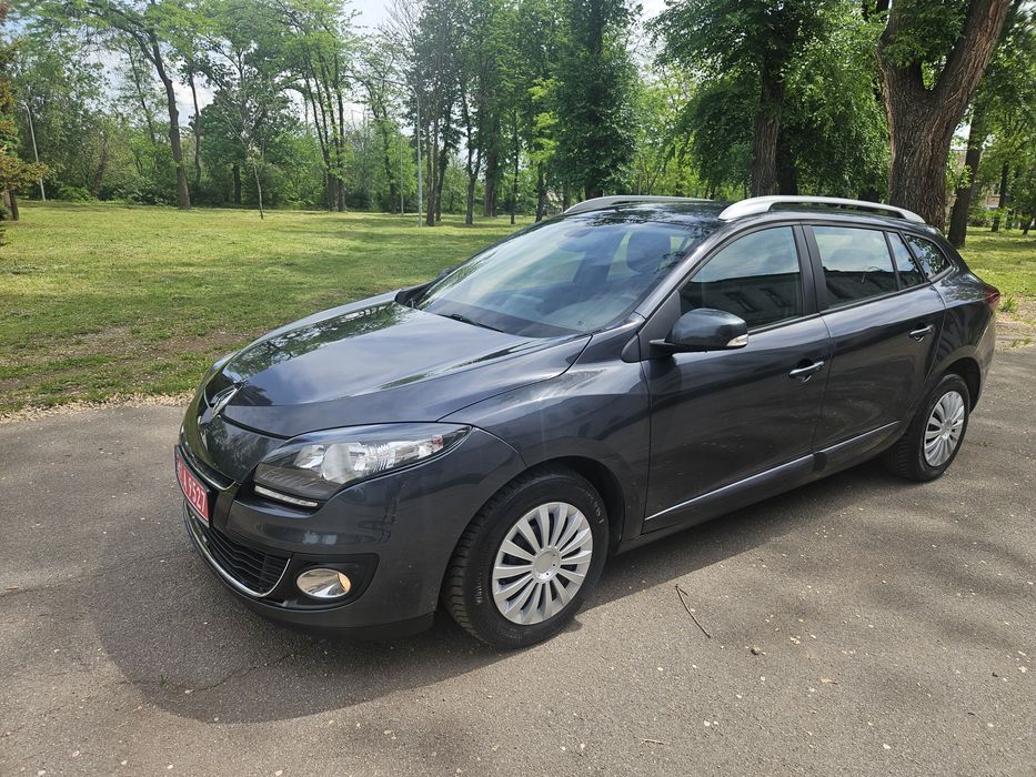 Продам Renault Megane 1.5 dci 2013г.в