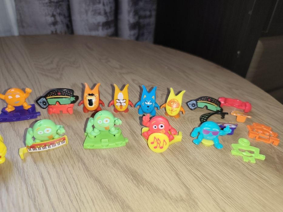 Кіндер монстрики Crazy friends