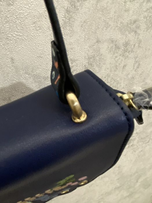 Ексклюзивна сумочка  Vendula London Piggy Bank Flap-over Crossbody