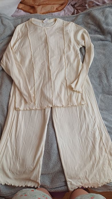 Костюм для дівчинки від Zara