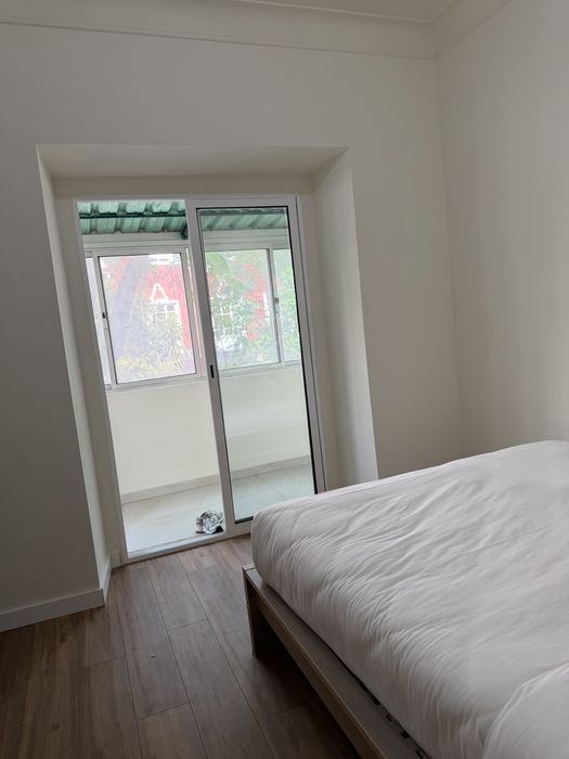 Quarto casal para arrendar