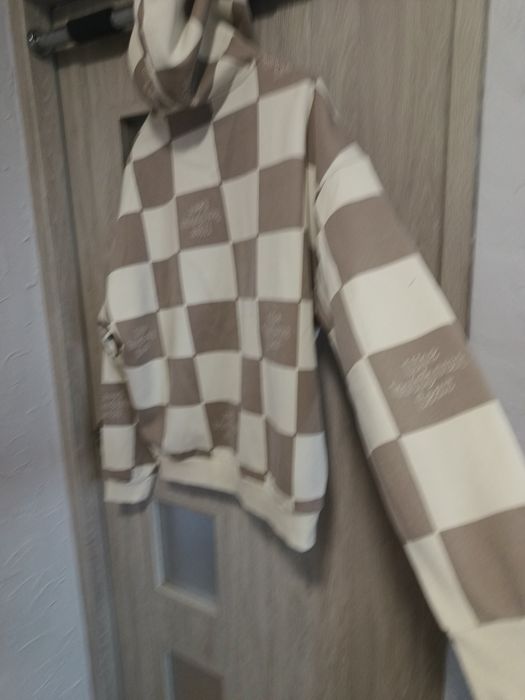 Bluza z kapturem w kratę