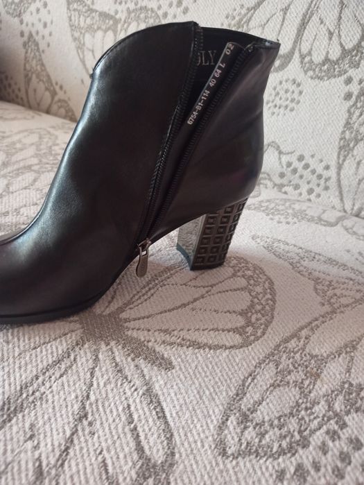 Напівчеревики шкіряні. Виробник Польща.