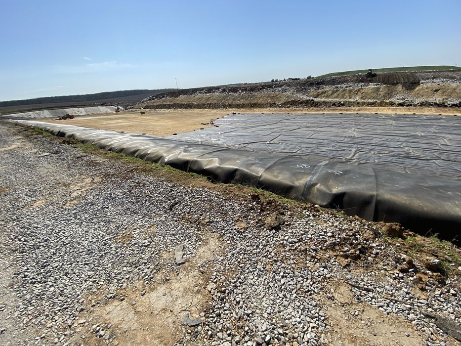 Послуги зварювання ПВХ-мембрани та геотекстилю